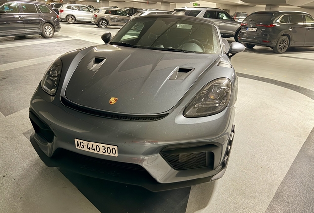 Porsche 718 Spyder RS