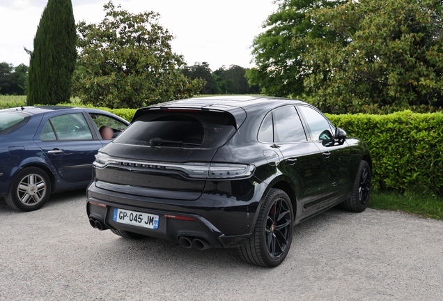 Porsche 95B Macan GTS MkIII