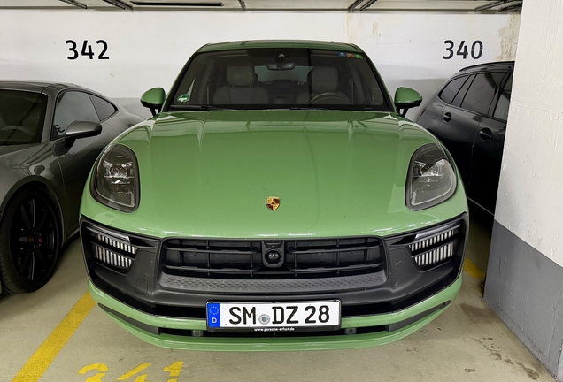 Porsche 95B Macan GTS MkIII