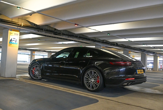 Porsche 971 Panamera Turbo MkI