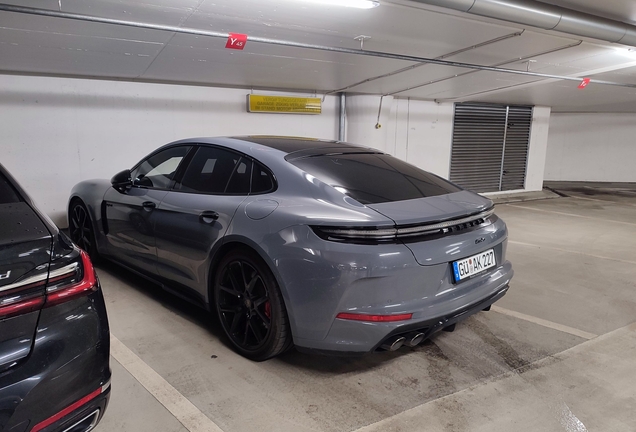 Porsche 972 Panamera Turbo E-Hybrid