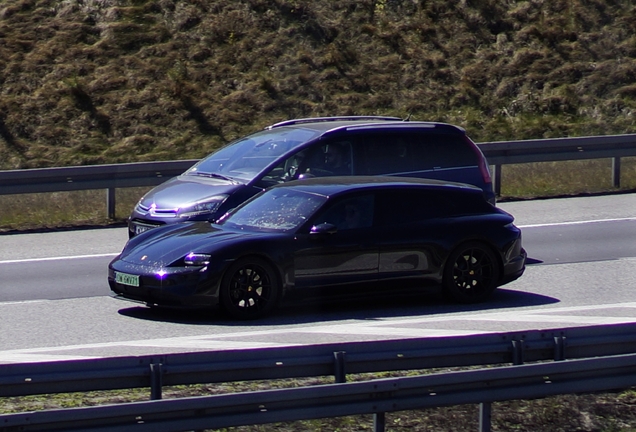 Porsche Taycan GTS Sport Turismo MkI