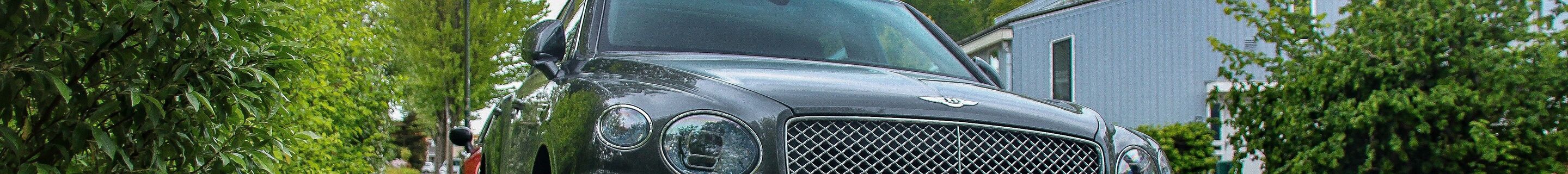 Bentley Bentayga Hybrid 2021