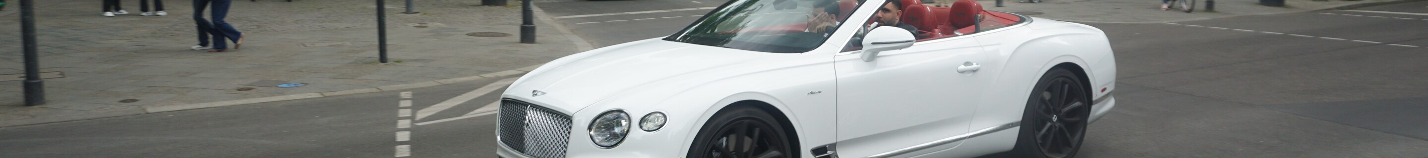 Bentley Continental GTC V8 Azure
