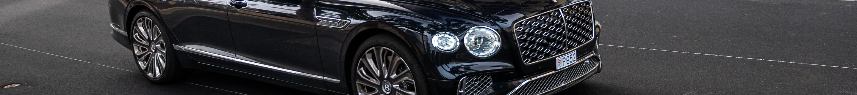 Bentley Flying Spur Mulliner 2025