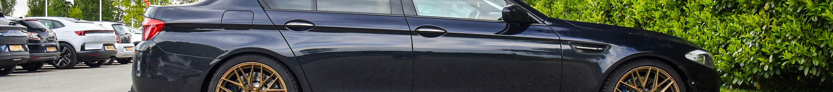 BMW M5 F10 2011