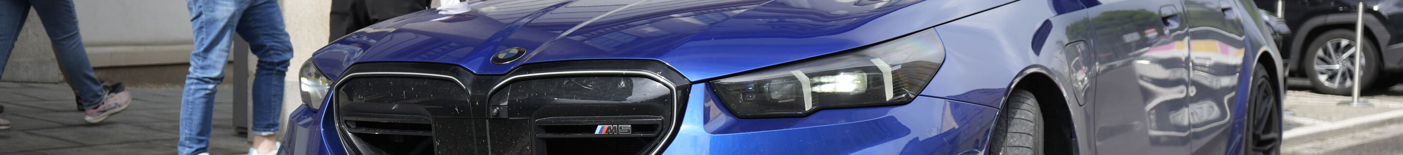 BMW M5 G90