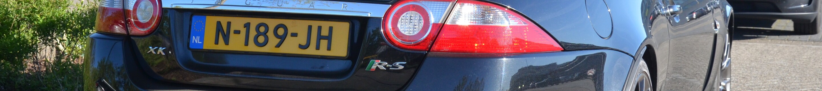 Jaguar XKR-S