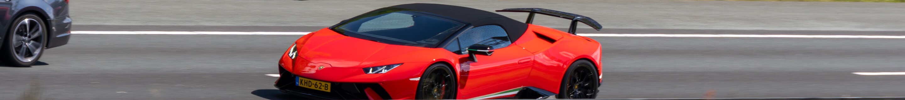 Lamborghini Huracán LP640-4 Performante Spyder
