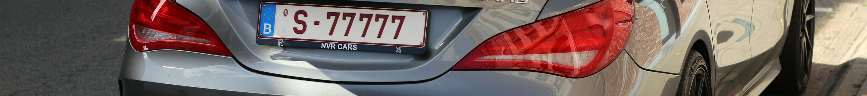 Mercedes-Benz CLA 45 AMG C117