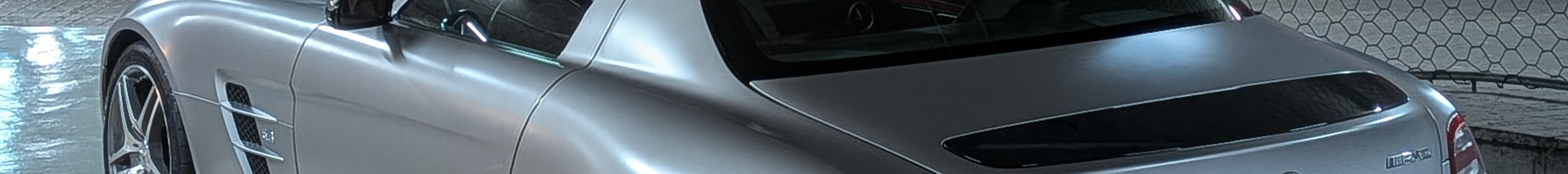 Mercedes-Benz SLS AMG
