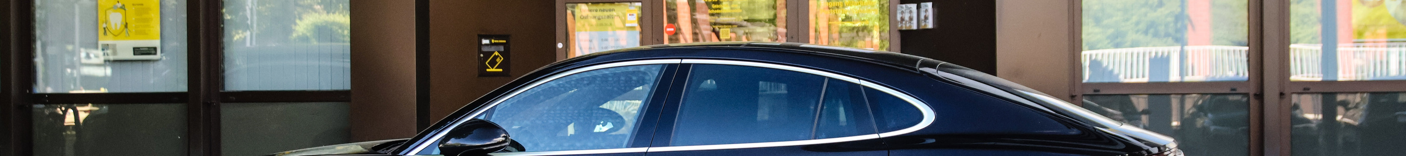Porsche 971 Panamera Turbo MkI