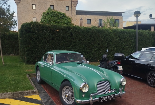 Aston Martin DB2/4 MKI