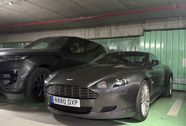 Aston Martin DB9