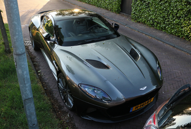 Aston Martin DBS Superleggera