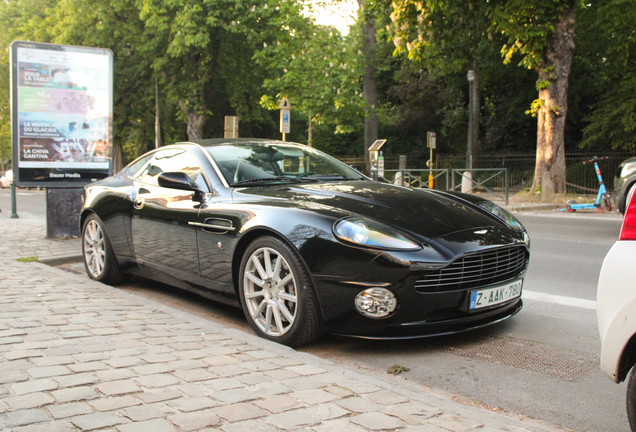 Aston Martin Vanquish S