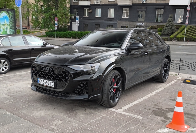 Audi RS Q8 2024