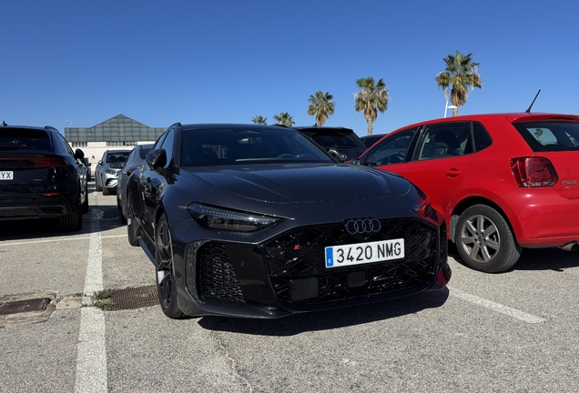 Audi RS5 Avant B10