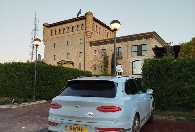 Bentley Bentayga Hybrid Odyssean Edition