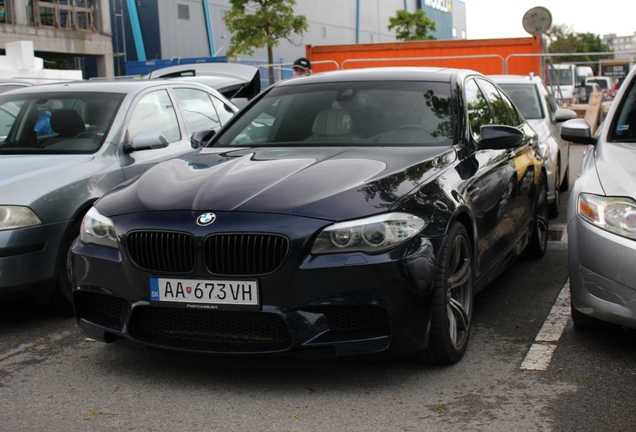 BMW M5 F10 2011