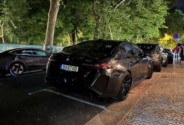 BMW M5 G90