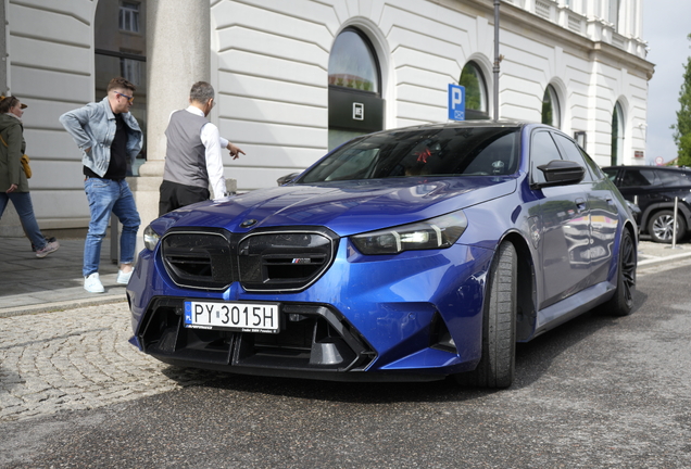 BMW M5 G90