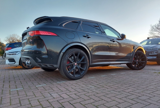 Jaguar F-PACE 2021