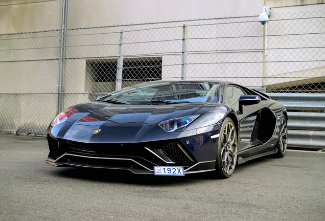 Lamborghini Aventador LP780-4 Ultimae