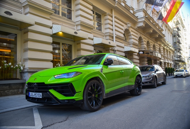 Lamborghini Urus S