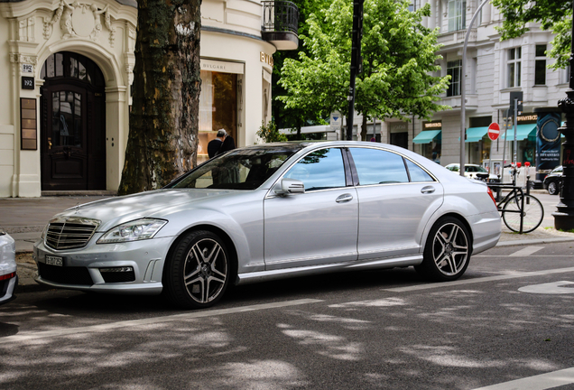 Mercedes-Benz S 65 AMG V221 2010