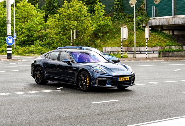 Porsche 972 Panamera Turbo S E-Hybrid