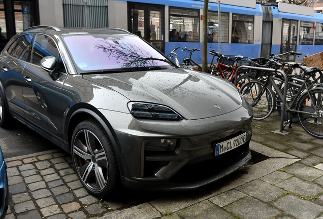 Porsche Macan EV Turbo