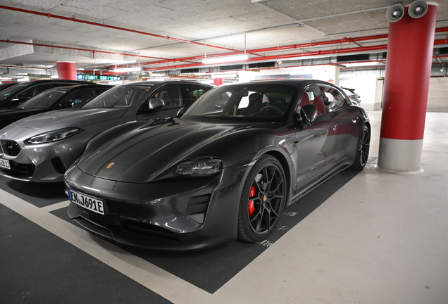 Porsche Taycan GTS Sport Turismo MkI