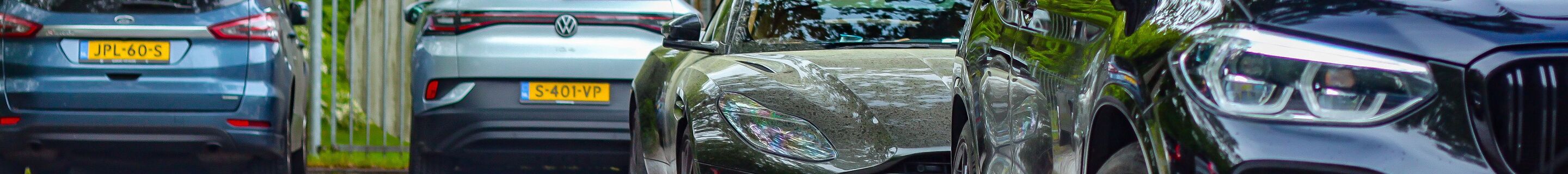 Aston Martin DB11 V8 Volante