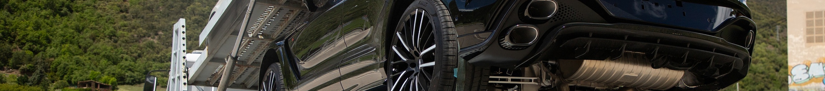Aston Martin DBX S