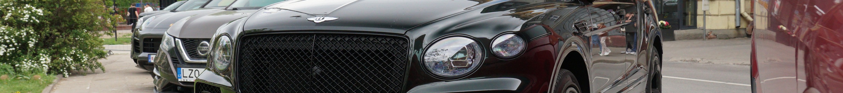 Bentley Bentayga V8 S 2024