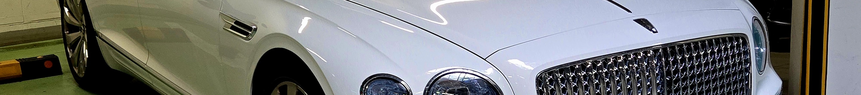 Bentley Flying Spur V8 2021