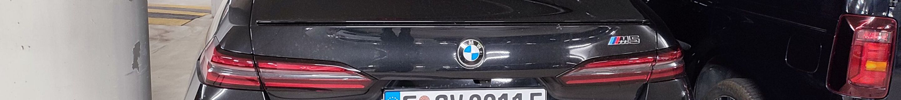 BMW M5 G90