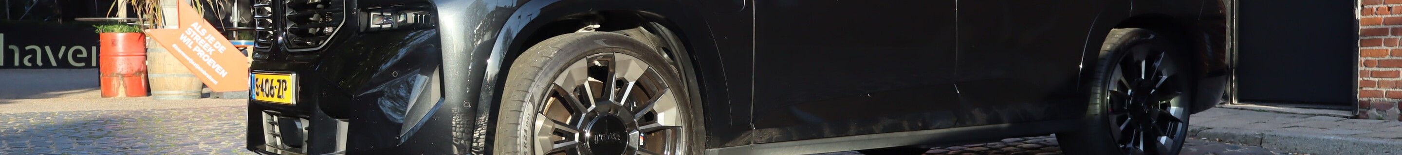 BMW XM G09