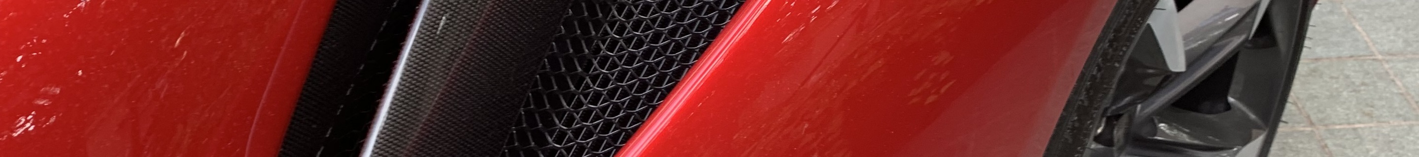 Ferrari SF90 Spider