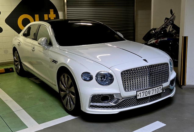 Bentley Flying Spur V8 2021
