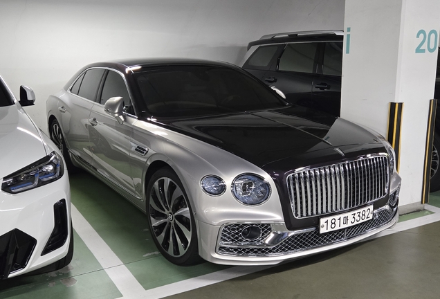 Bentley Flying Spur V8 Azure