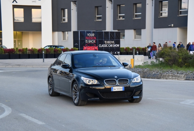 BMW M5 E60 2005