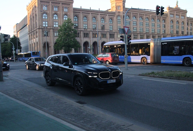 BMW XM G09