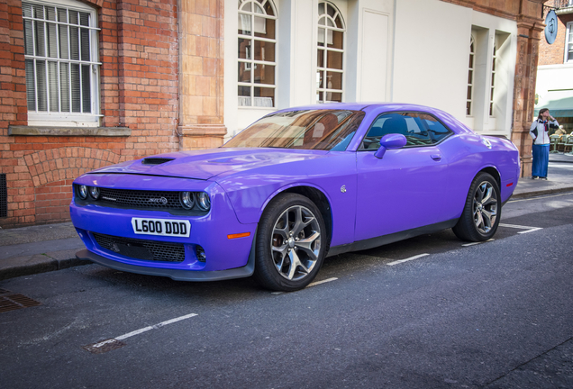 Dodge Challenger SRT Hellcat
