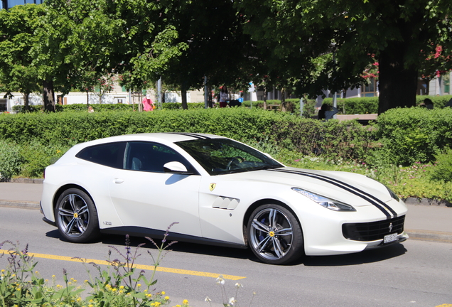 Ferrari GTC4Lusso