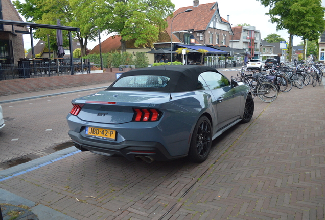 Ford Mustang GT Convertible 2024