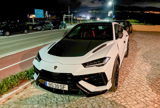 Lamborghini Urus Performante