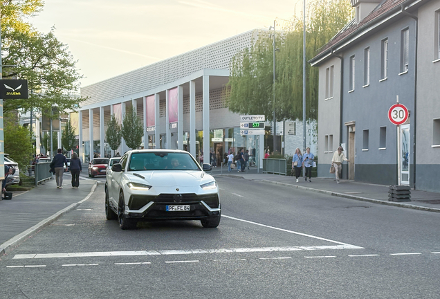 Lamborghini Urus S
