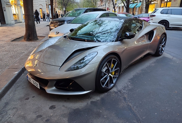 Lotus Emira